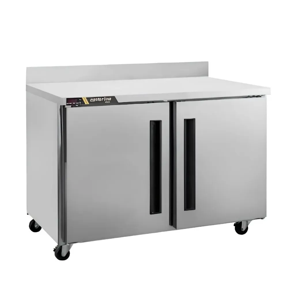 [106007] Congelador bajo barra 48'', puertas sólidas, mesa de trabajo, CLUC-48F-SD-WT CENTERLINE